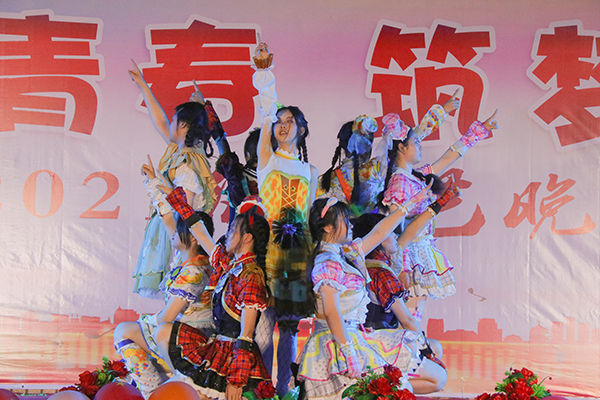 朝阳2 21幼儿教育1班.JPG